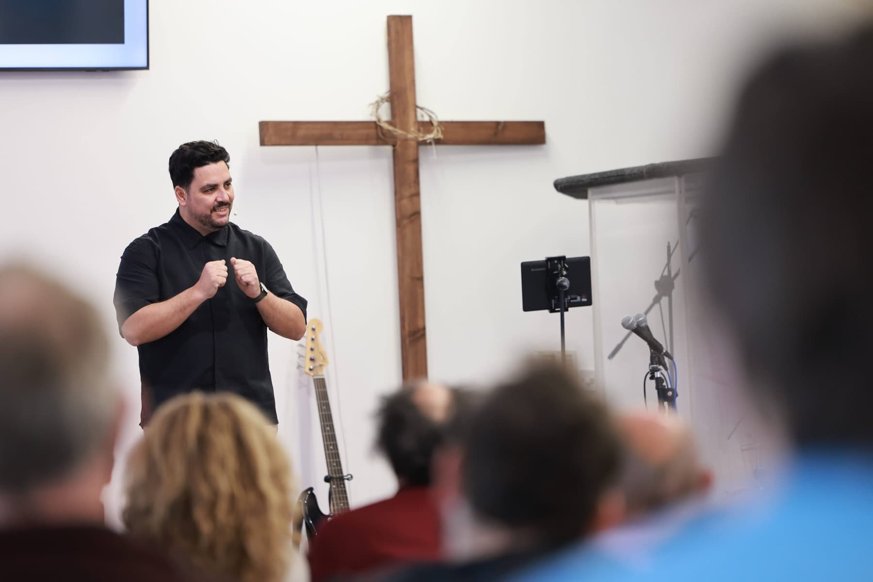 Pastor Vlad Ciolan speaking